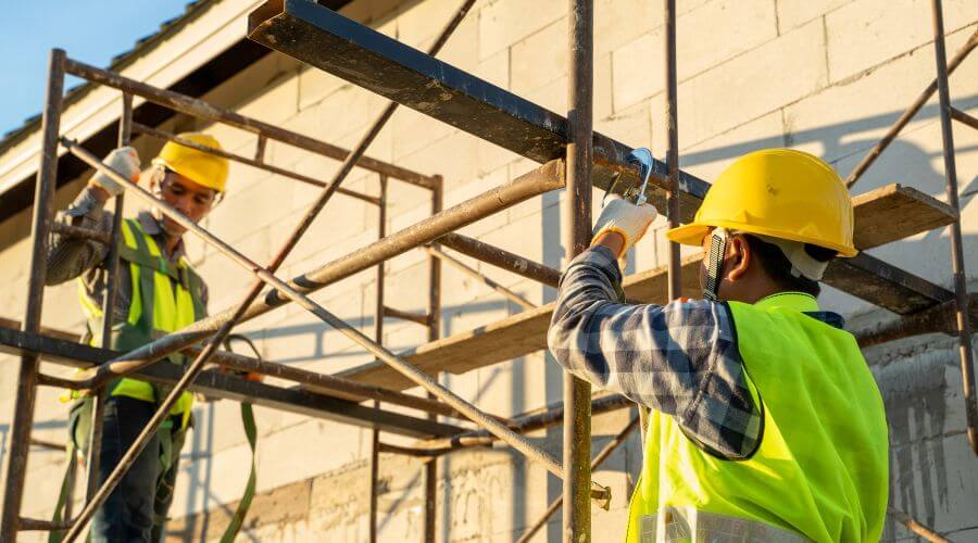 Professional residential roofers in Nisula, MI